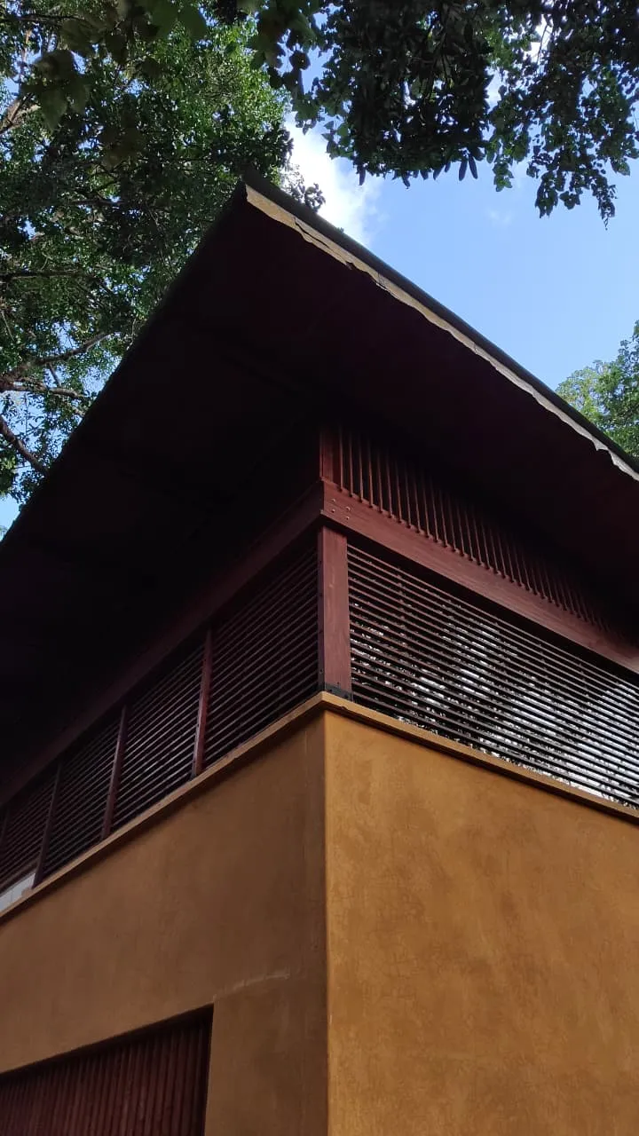 Half-Moon House — 6